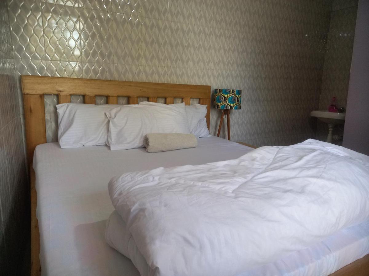 Emmy'S Backpackers Hostel Iringa Exterior photo