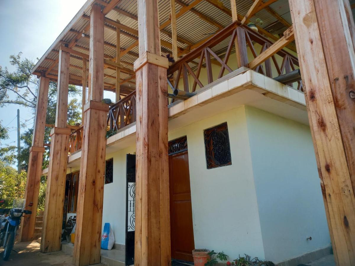 Emmy'S Backpackers Hostel Iringa Exterior photo